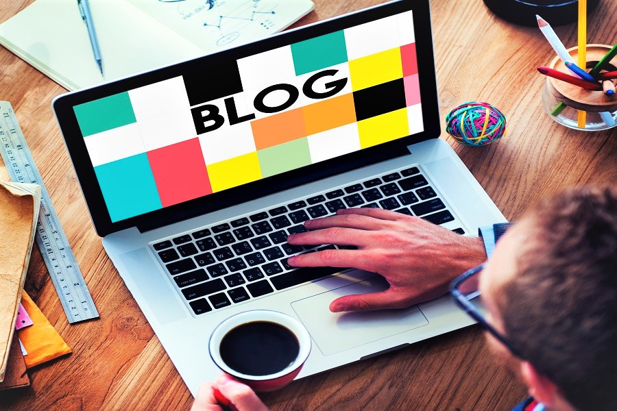 10 Blogging Tips from Top Bloggers for 2022